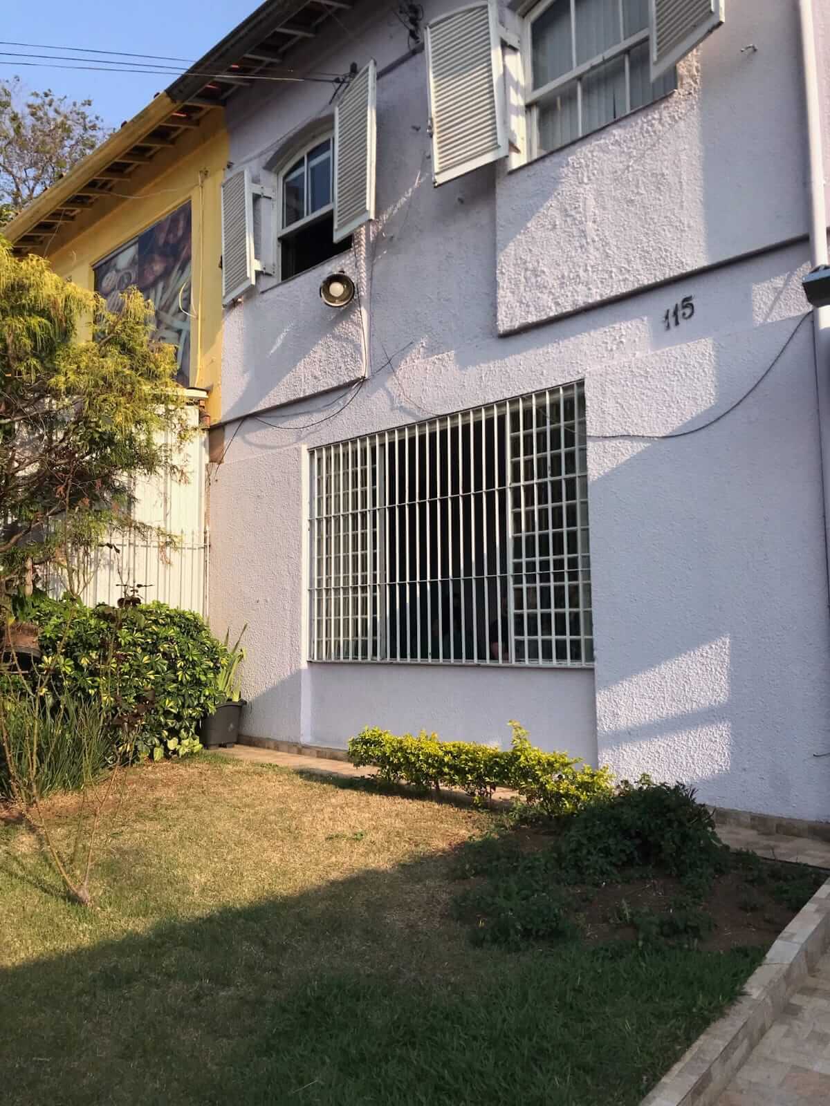 Vista lateral da estrutura do coworking